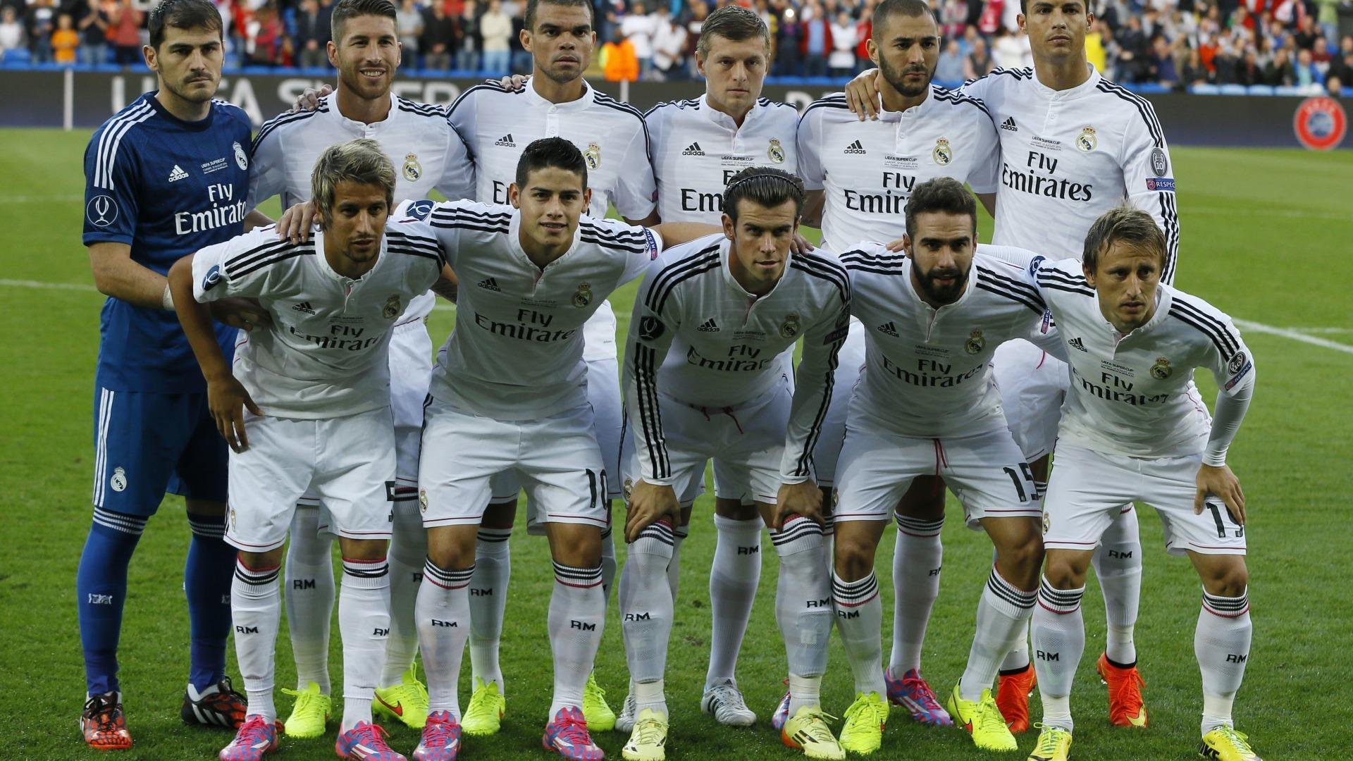 综合格斗赛场焦点！比利时队对阵克罗地亚队，压哨绝杀，引爆全场观众欢呼